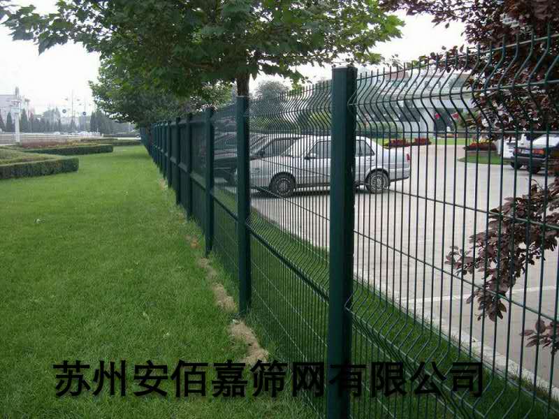 购买护栏网应注意哪些方面 购买护栏网应注意哪些方面